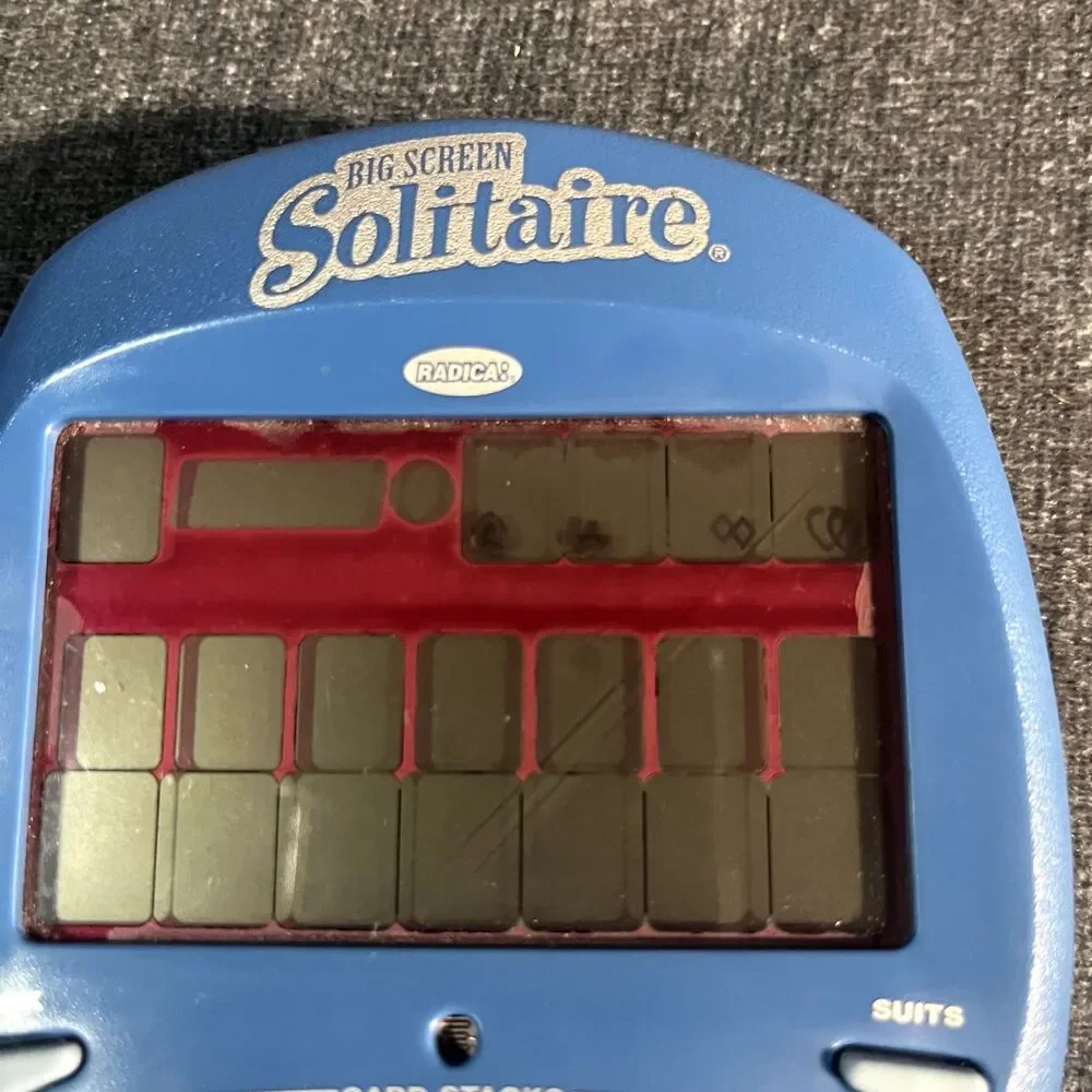 Radica Big Screen Solitaire Handheld Electronic Game 2004 Blue Tested Working